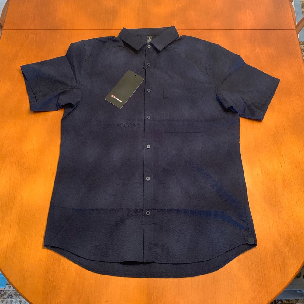Men’s Lululemon Street Lite SS Shirt Size L